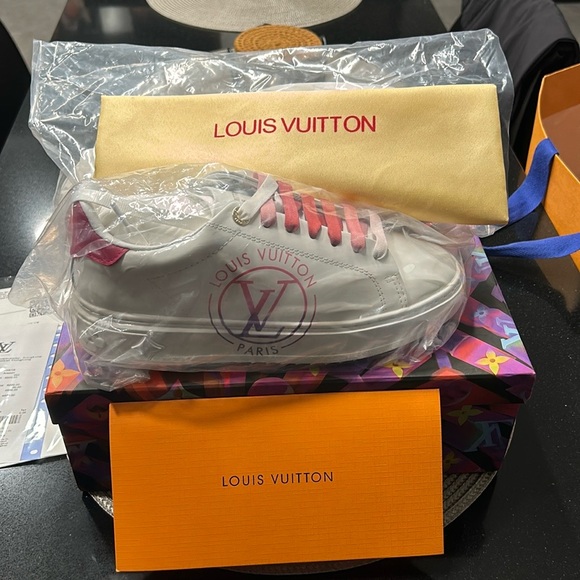 Louis Vuitton casual sneaker - Picture 10 of 10